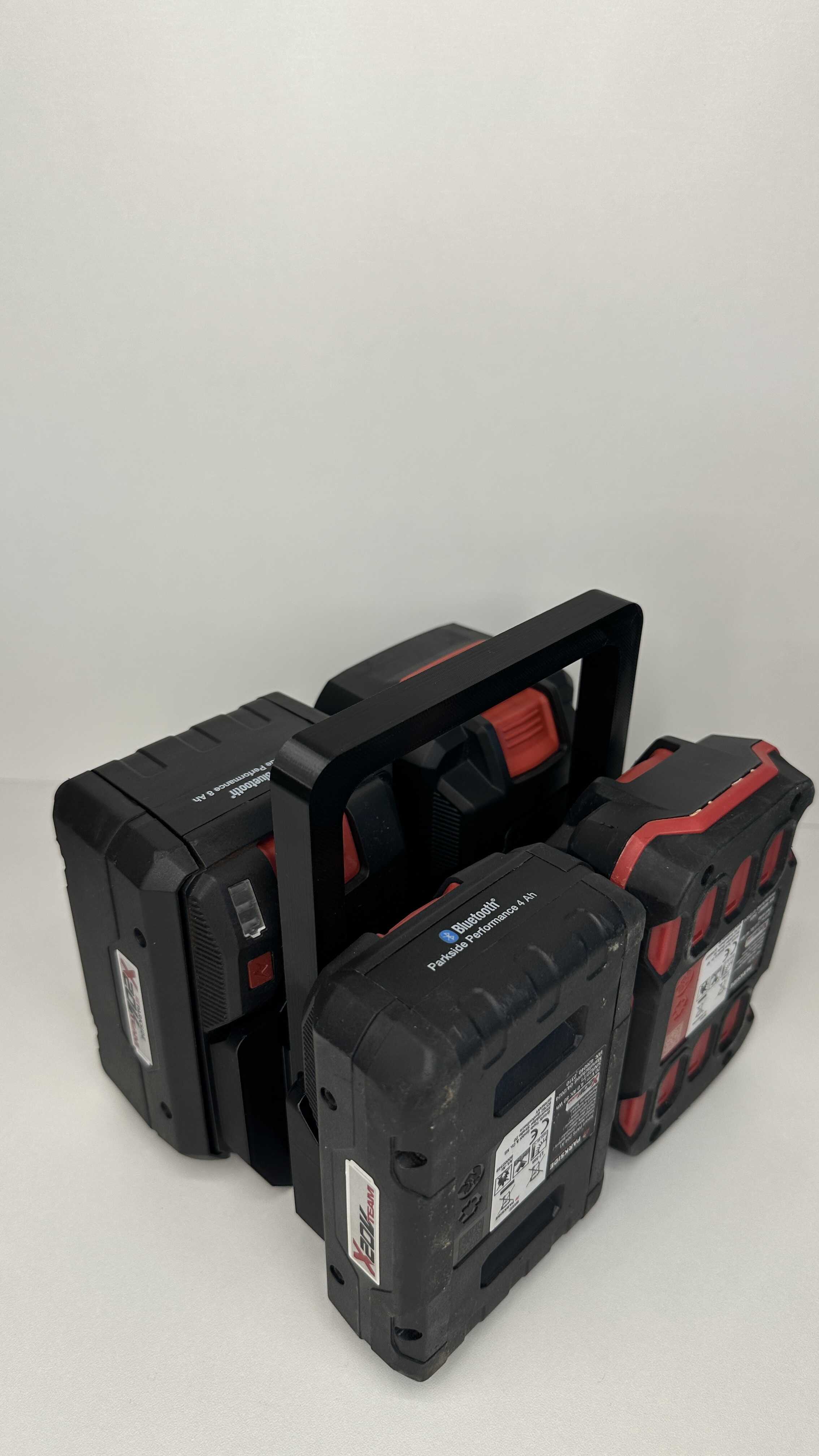 Držák na 4× Parkside 20V baterie – organizér na aku baterie