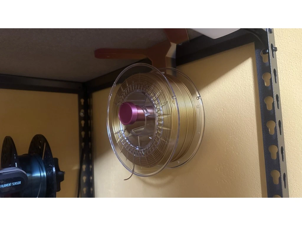 Držák na cívky filamentu – stabilní a odolný stojan pro 3D tisk