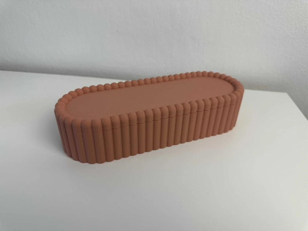 Stylový úložný box na psací potřeby