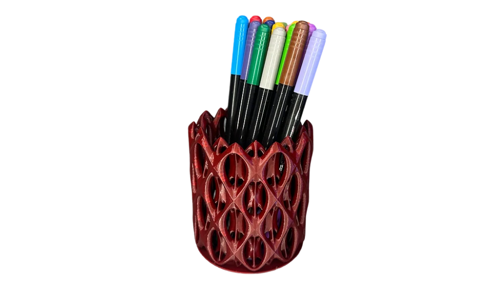 Designový 3D tištěný stojánek na tužky