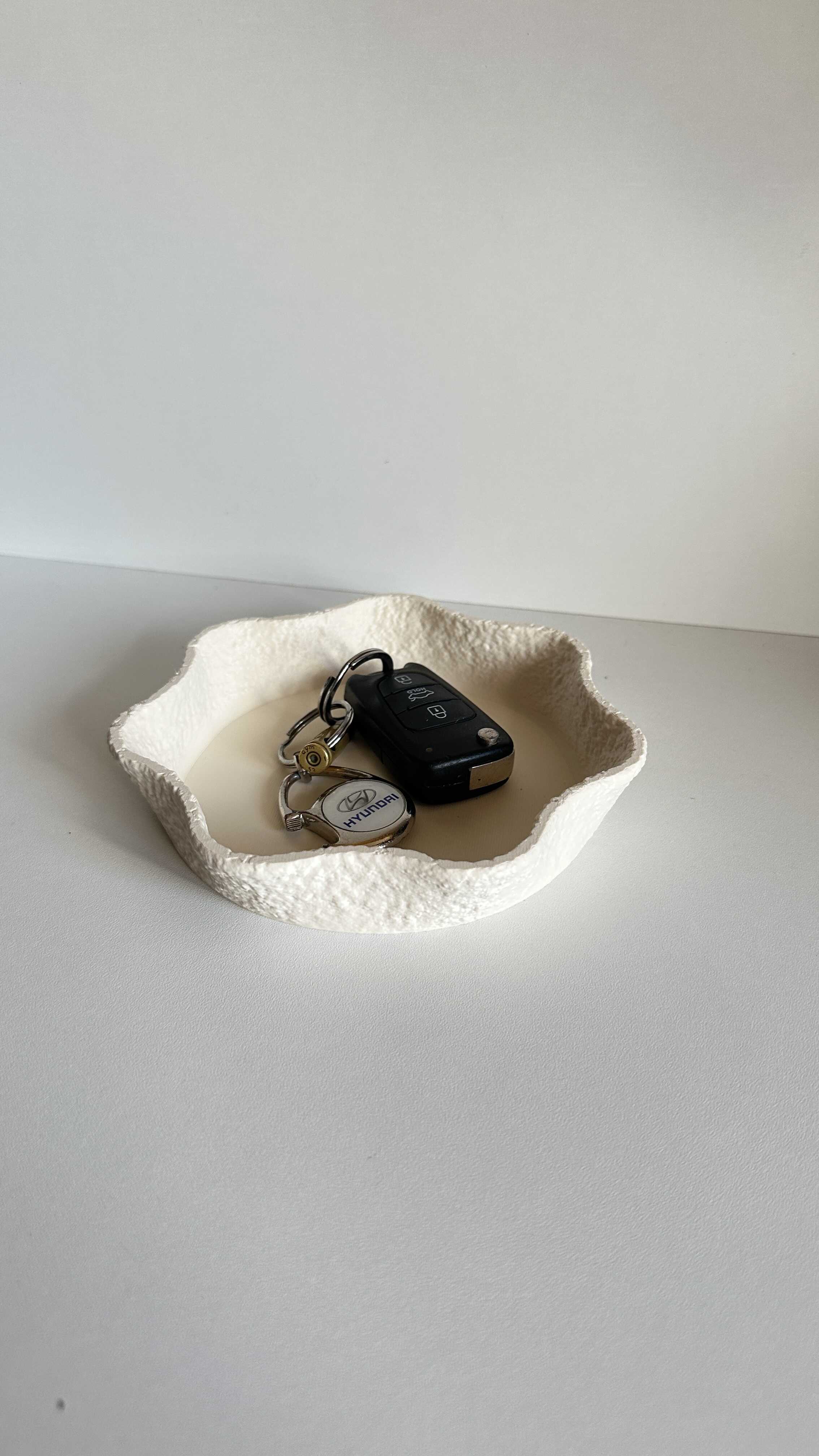 CLAYTIS – designová miska na klíče a drobnosti