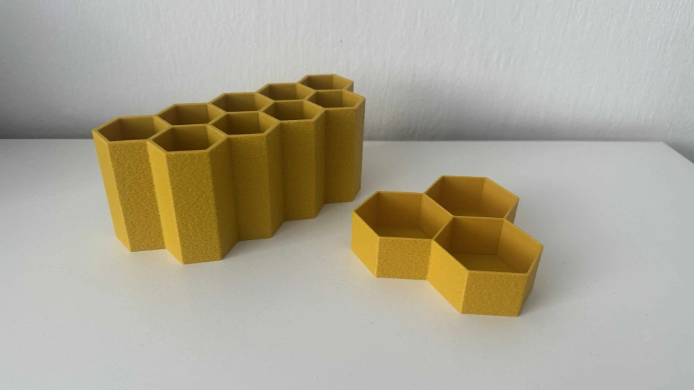 Organizér na tužky s designem včelí plástve – 3 velikosti (PLA, 3D tisk)